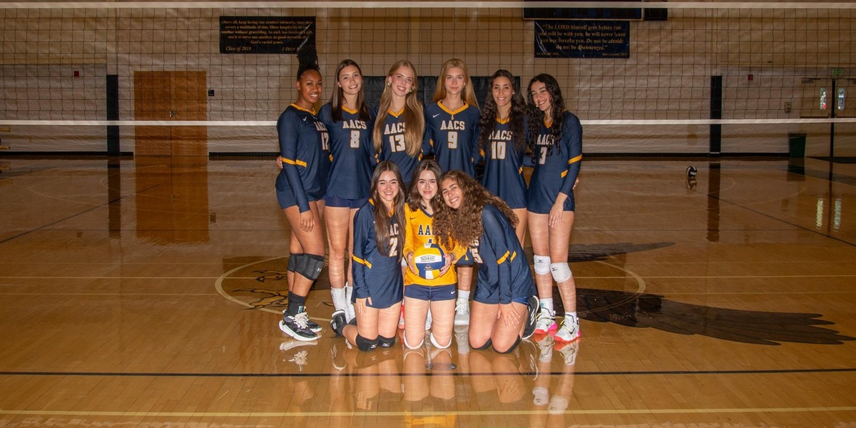 Volleyball Continues Win Streak With Win Over St. Paul's